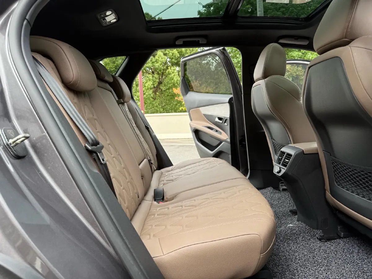 2021 Peugeot 4008 1.8T 211HP L4 8AT,autocango,china used car exporter,china ev exporter,chinese used car exporter,chinese used ev exporter