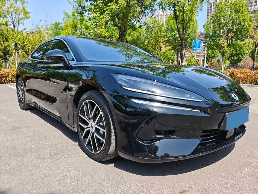 2024 Denza DenzaZ9 2.0T 207HP L4 E-CVT PHEV 38.5KWH,autocango,china used car exporter,china ev exporter,chinese used car exporter,chinese used ev exporter