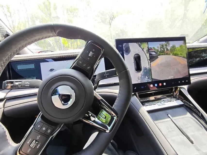 2024 Denza DenzaZ9 2.0T 207HP L4 E-CVT PHEV 38.5KWH,autocango,china used car exporter,china ev exporter,chinese used car exporter,chinese used ev exporter