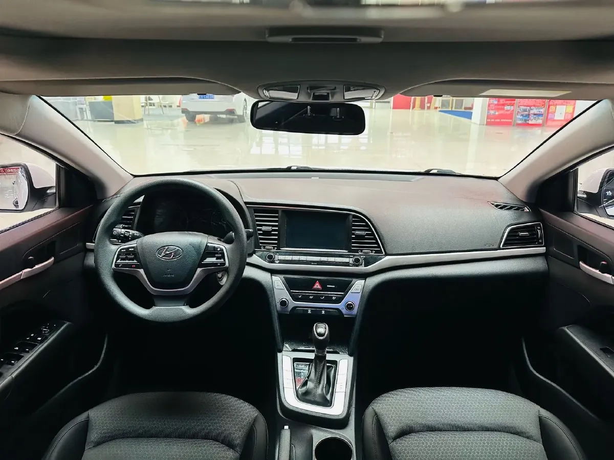 2016 Hyundai Elantra 1.6L 130HP L4 6AT,autocango,china used car exporter,china ev exporter,chinese used car exporter,chinese used ev exporter