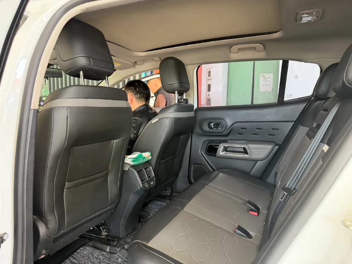 2021 Citroen C5 Aircross 1.6T 170HP L4 8AT,autocango,china used car exporter,china ev exporter,chinese used car exporter,chinese used ev exporter