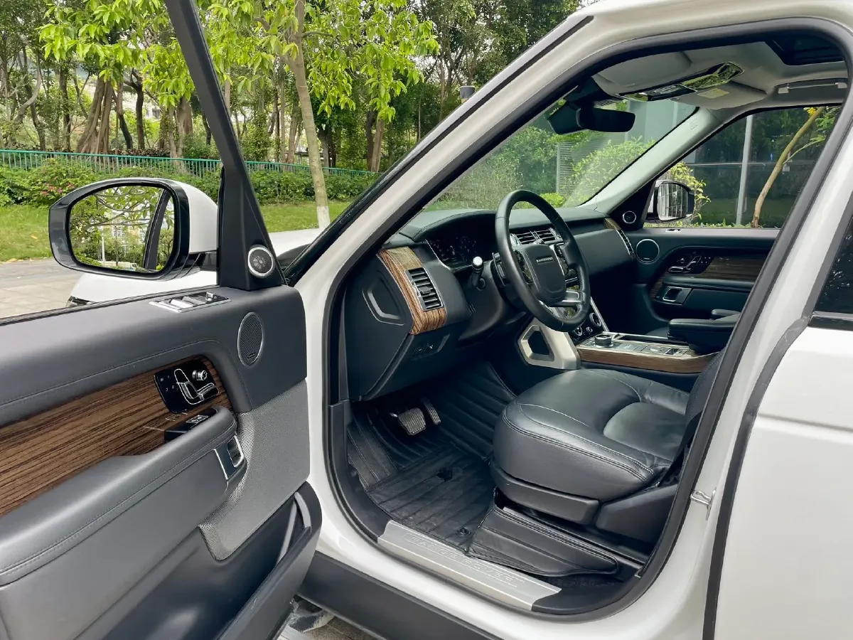 2018 Land Rover Range Rover 3.0T 340HP V6 8AT,autocango,china used car exporter,china ev exporter,chinese used car exporter,chinese used ev exporter