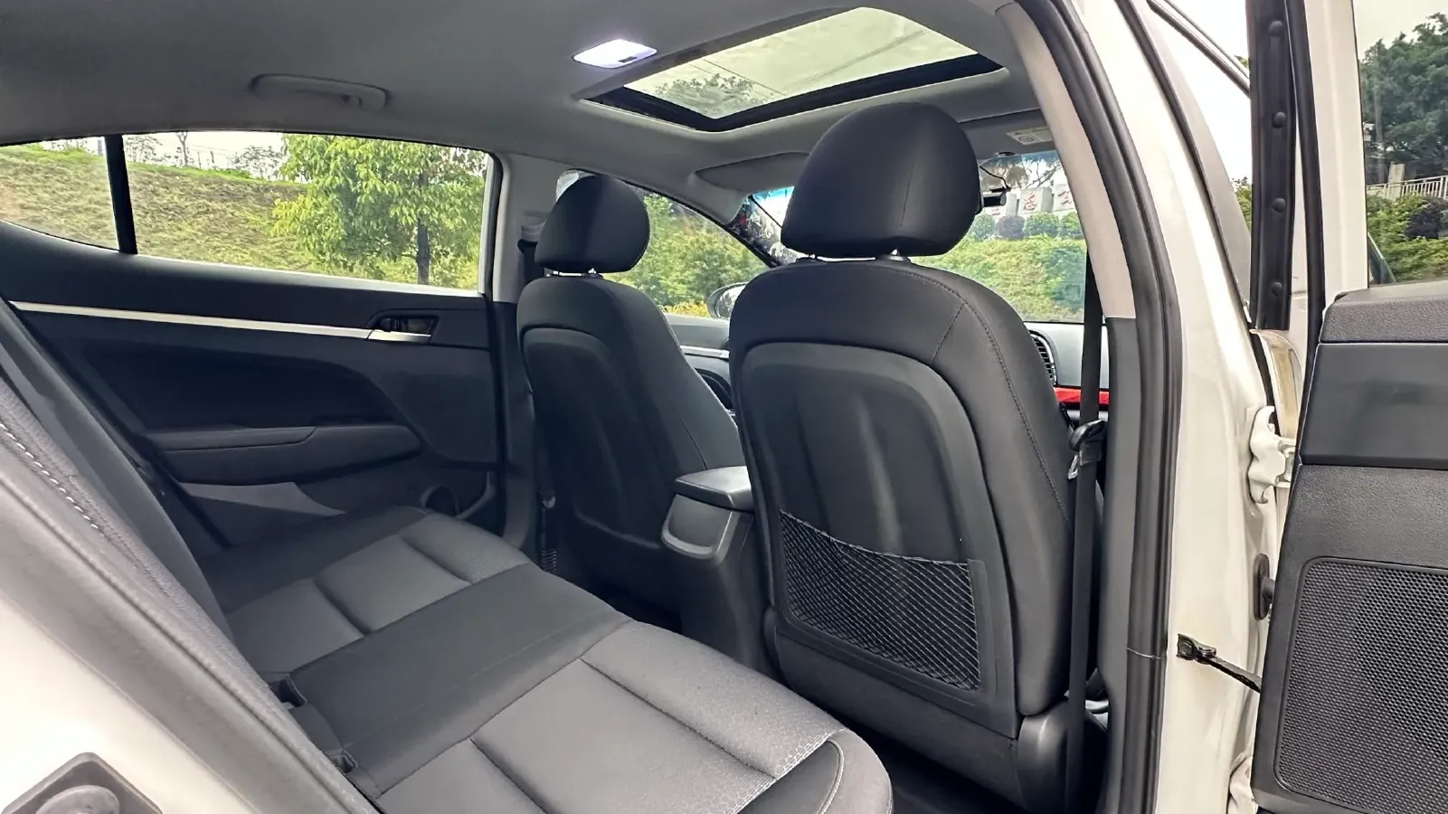 2016 Hyundai Elantra 1.6L 130HP L4 6AT,autocango,china used car exporter,china ev exporter,chinese used car exporter,chinese used ev exporter