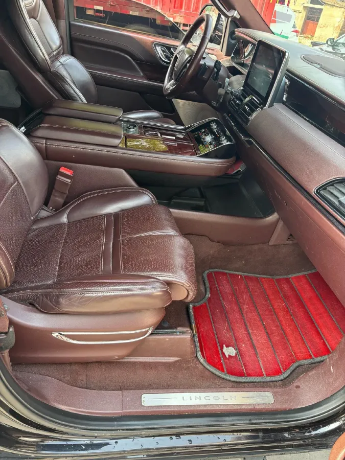 2019 Lincoln Navigator 3.5T 388HP V6 10AT,autocango,china used car exporter,china ev exporter,chinese used car exporter,chinese used ev exporter