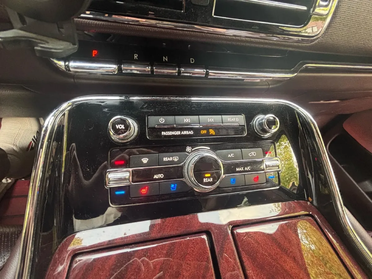 2019 Lincoln Navigator 3.5T 388HP V6 10AT,autocango,china used car exporter,china ev exporter,chinese used car exporter,chinese used ev exporter