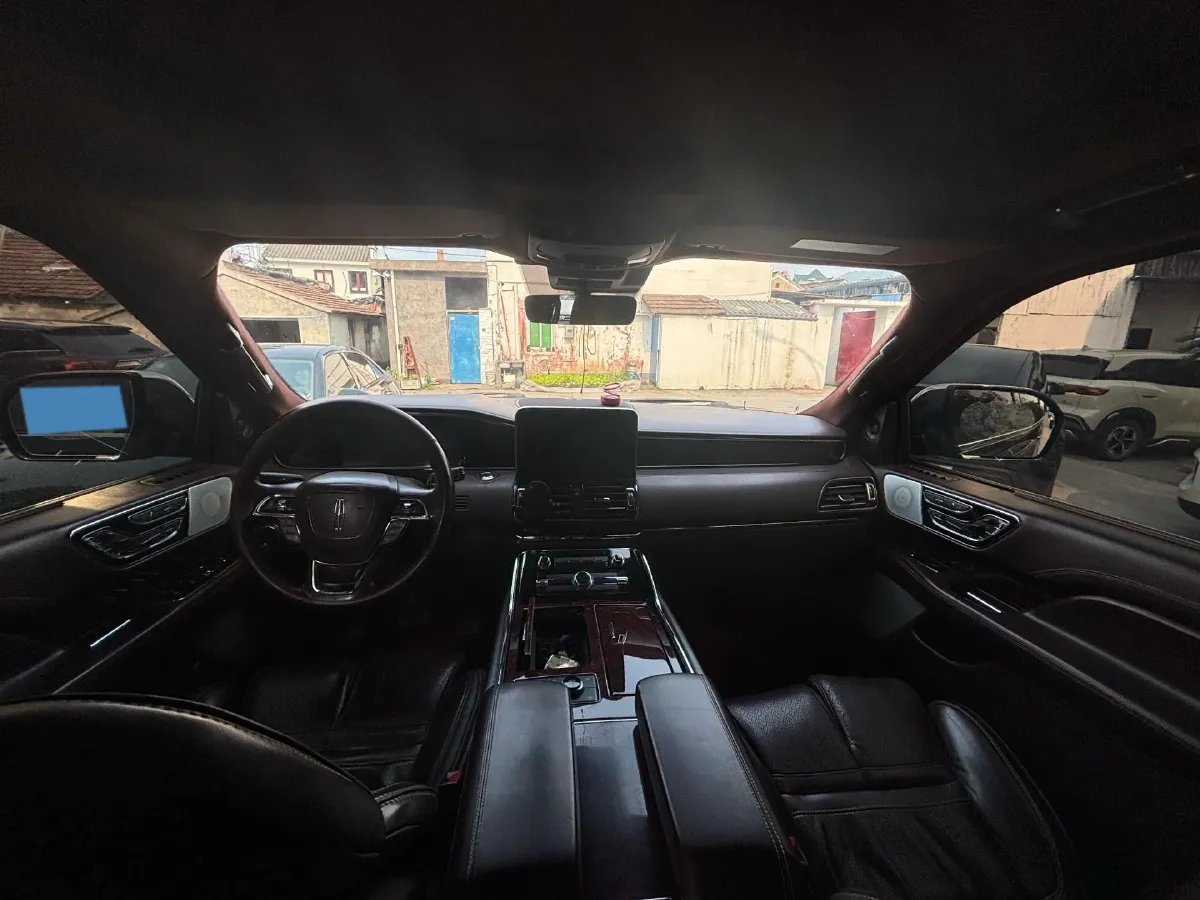 2019 Lincoln Navigator 3.5T 388HP V6 10AT,autocango,china used car exporter,china ev exporter,chinese used car exporter,chinese used ev exporter