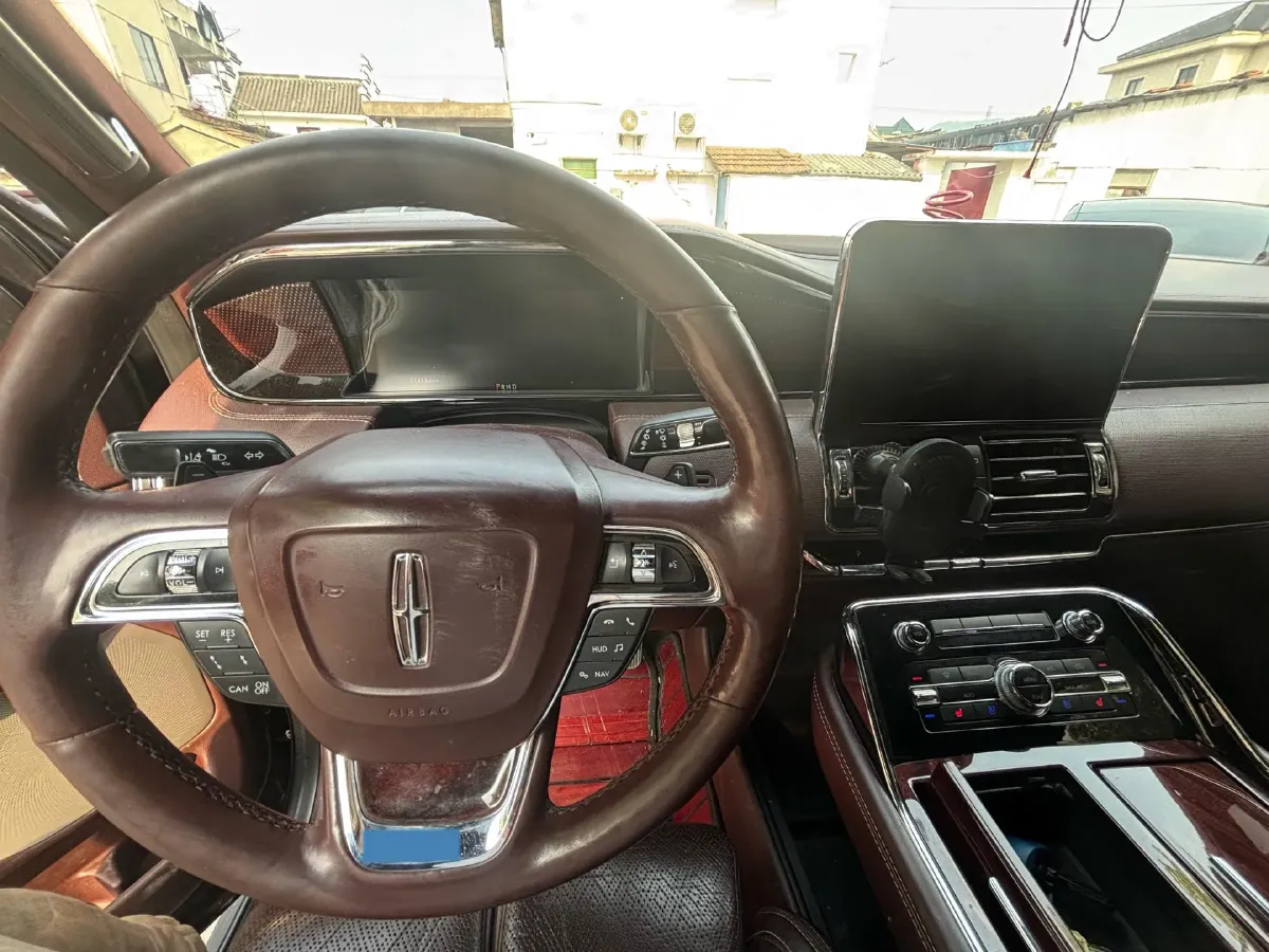 2019 Lincoln Navigator 3.5T 388HP V6 10AT,autocango,china used car exporter,china ev exporter,chinese used car exporter,chinese used ev exporter