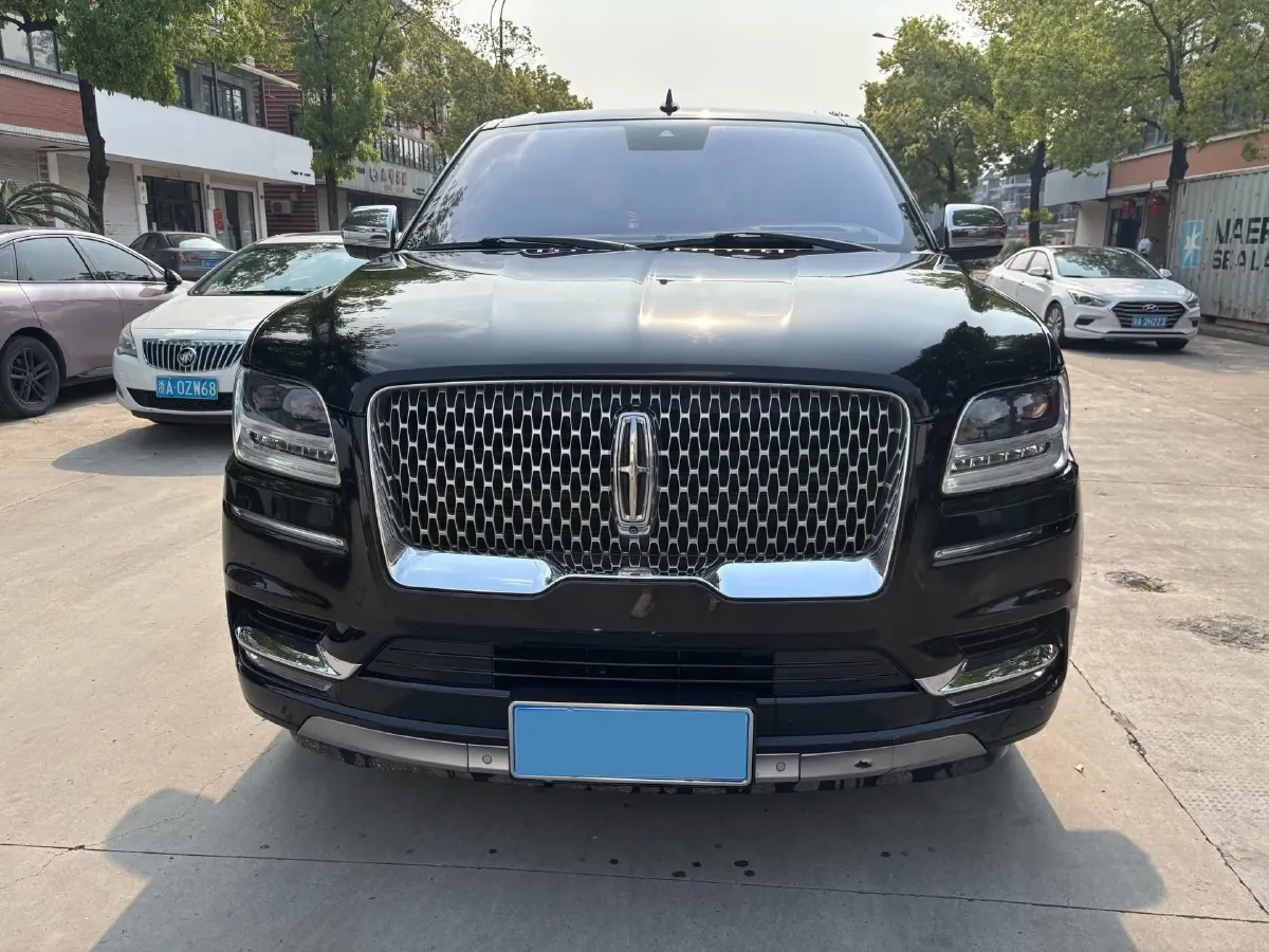 2019 Lincoln Navigator 3.5T 388HP V6 10AT,autocango,china used car exporter,china ev exporter,chinese used car exporter,chinese used ev exporter
