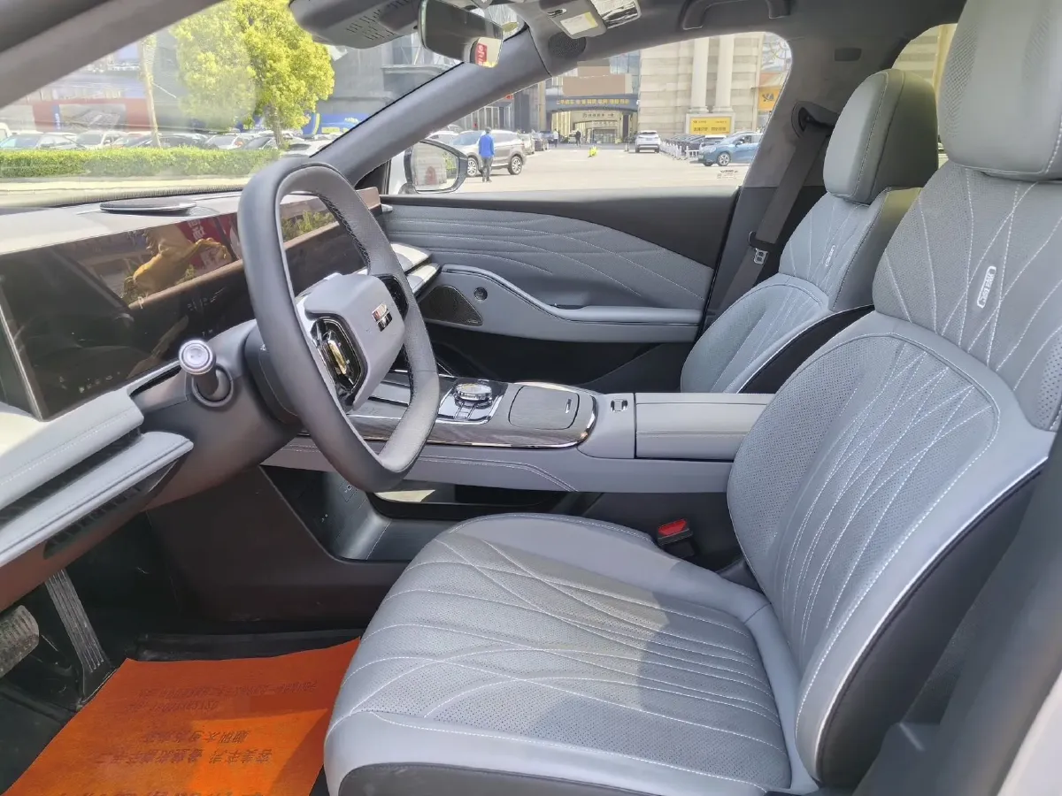 2025 Geely Galaxy E8 BEV 76KWH,autocango,china used car exporter,china ev exporter,chinese used car exporter,chinese used ev exporter