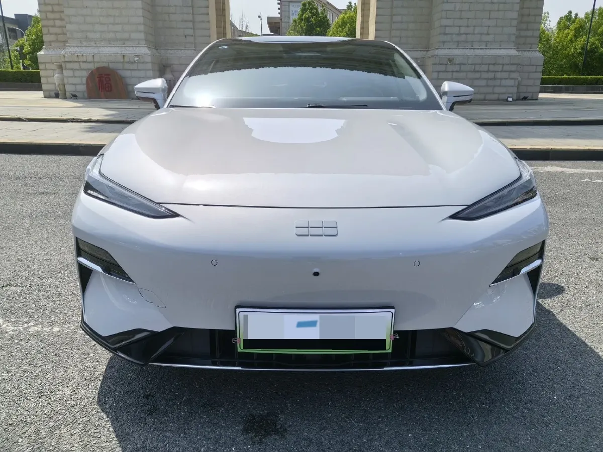 2025 Geely Galaxy E8 BEV 76KWH,autocango,china used car exporter,china ev exporter,chinese used car exporter,chinese used ev exporter