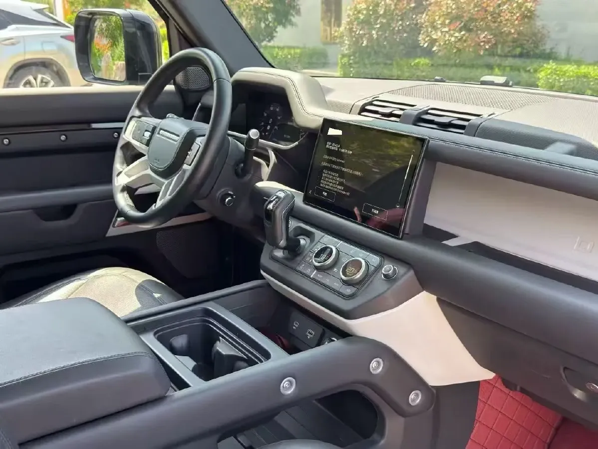 2023 Land Rover Defender 3.0T 400HP L6 8AT,autocango,china used car exporter,china ev exporter,chinese used car exporter,chinese used ev exporter