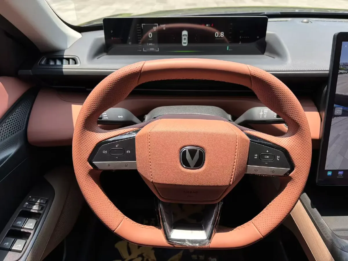 2025 ChangAn Eado 1.5T 192HP L4 7DCT,autocango,china used car exporter,china ev exporter,chinese used car exporter,chinese used ev exporter