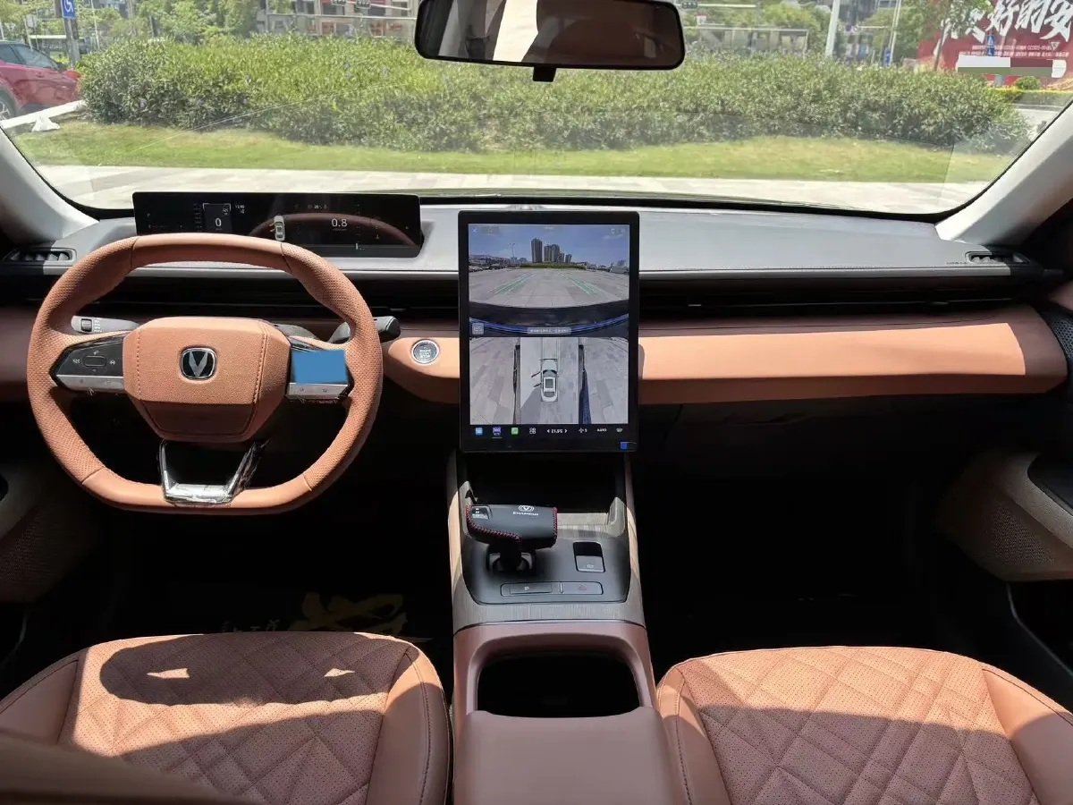 2025 ChangAn Eado 1.5T 192HP L4 7DCT,autocango,china used car exporter,china ev exporter,chinese used car exporter,chinese used ev exporter