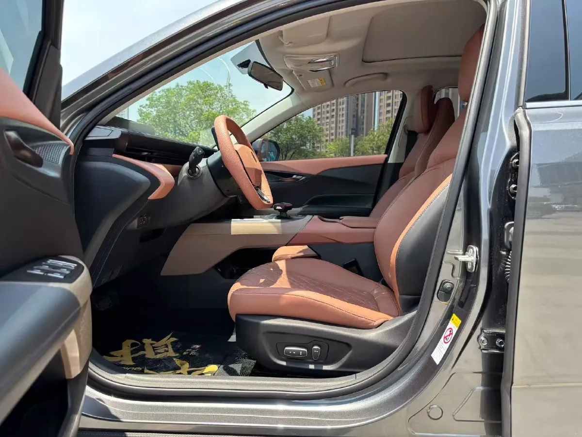 2025 ChangAn Eado 1.5T 192HP L4 7DCT,autocango,china used car exporter,china ev exporter,chinese used car exporter,chinese used ev exporter