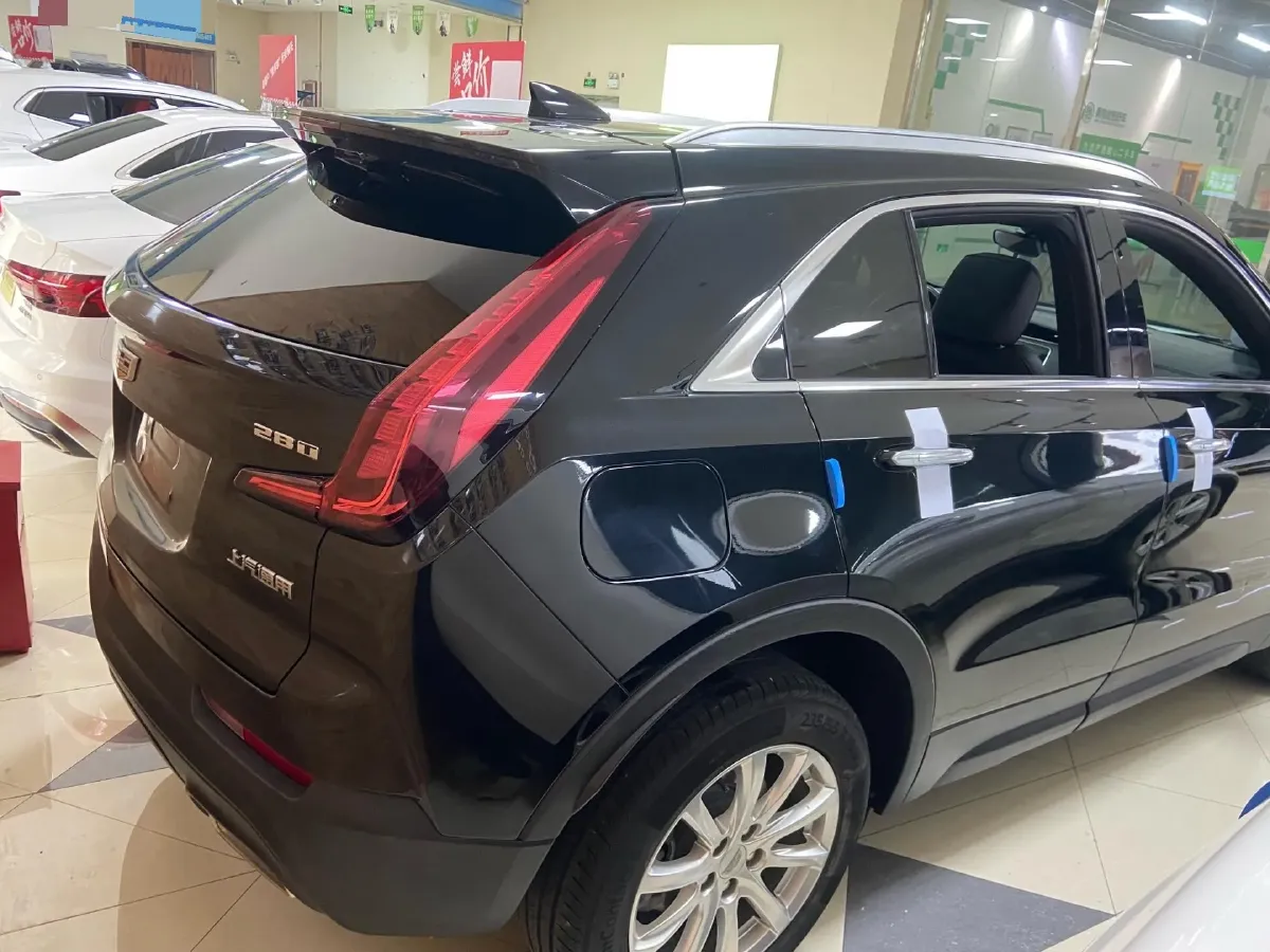 2021 Cadillac XT4 2.0T 237HP L4 9AT,autocango,china used car exporter,china ev exporter,chinese used car exporter,chinese used ev exporter