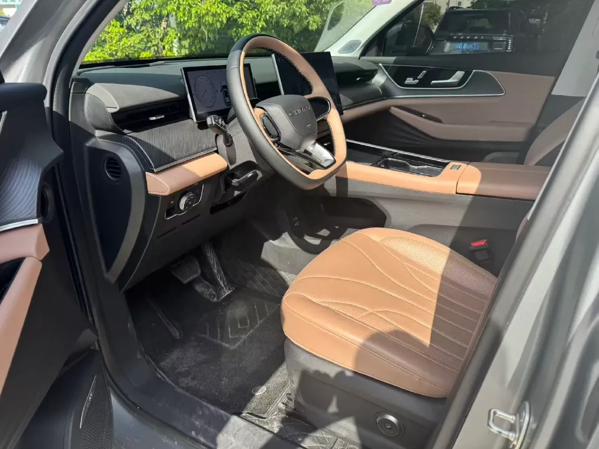 2024 Chery Tiggo8L 2.0T 254HP L4 8AT,autocango,china used car exporter,china ev exporter,chinese used car exporter,chinese used ev exporter