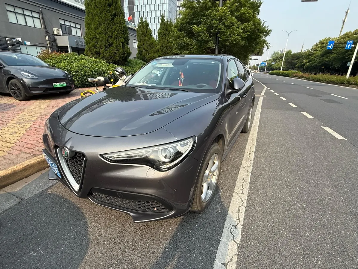 2017 Lexus NX 2.0T 238HP L4 6AT,autocango,china used car exporter,china ev exporter,chinese used car exporter,chinese used ev exporter