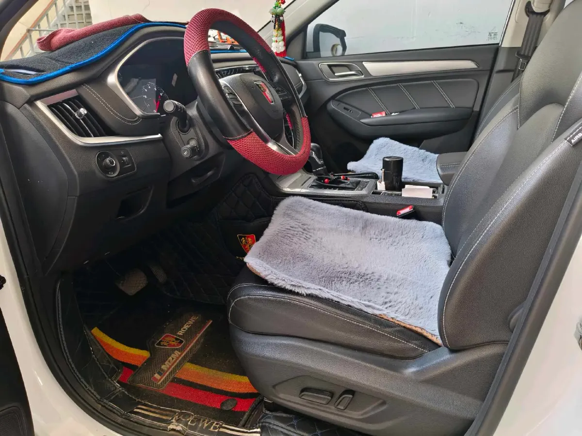 2020 Roewe i6 1.5T 169HP L4 7DCT,autocango,china used car exporter,china ev exporter,chinese used car exporter,chinese used ev exporter