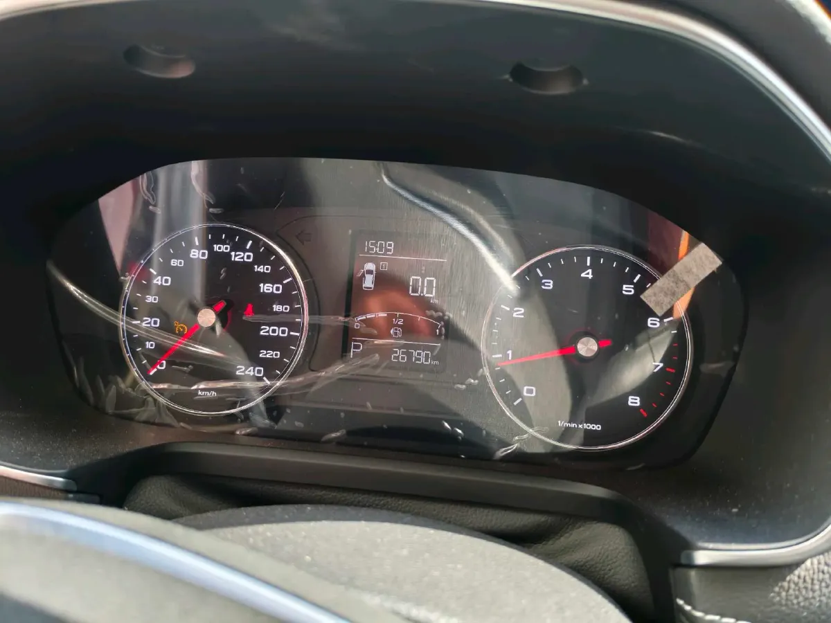 2020 Roewe i6 1.5T 169HP L4 7DCT,autocango,china used car exporter,china ev exporter,chinese used car exporter,chinese used ev exporter