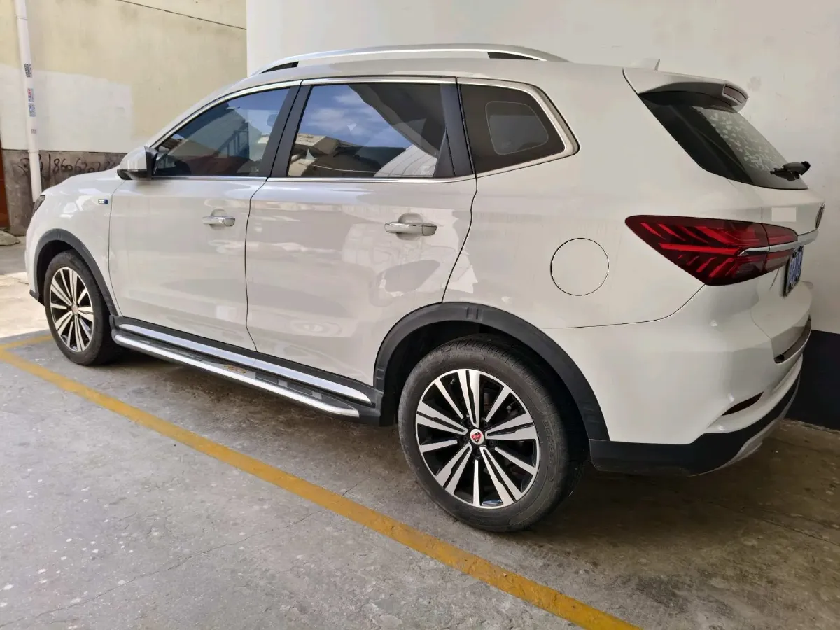 2020 Roewe i6 1.5T 169HP L4 7DCT,autocango,china used car exporter,china ev exporter,chinese used car exporter,chinese used ev exporter