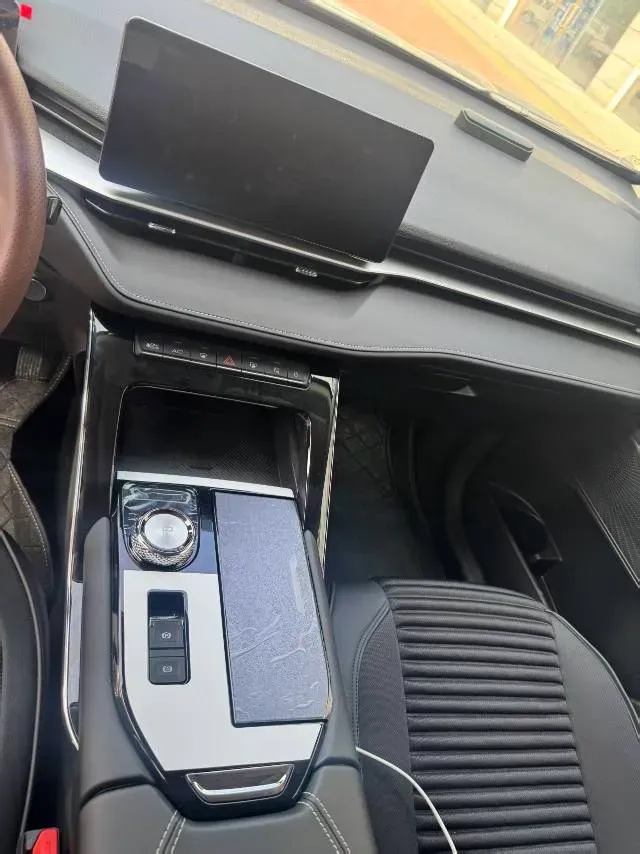 2021 Haval H6 1.5T 169HP L4 7DCT,autocango,china used car exporter,china ev exporter,chinese used car exporter,chinese used ev exporter