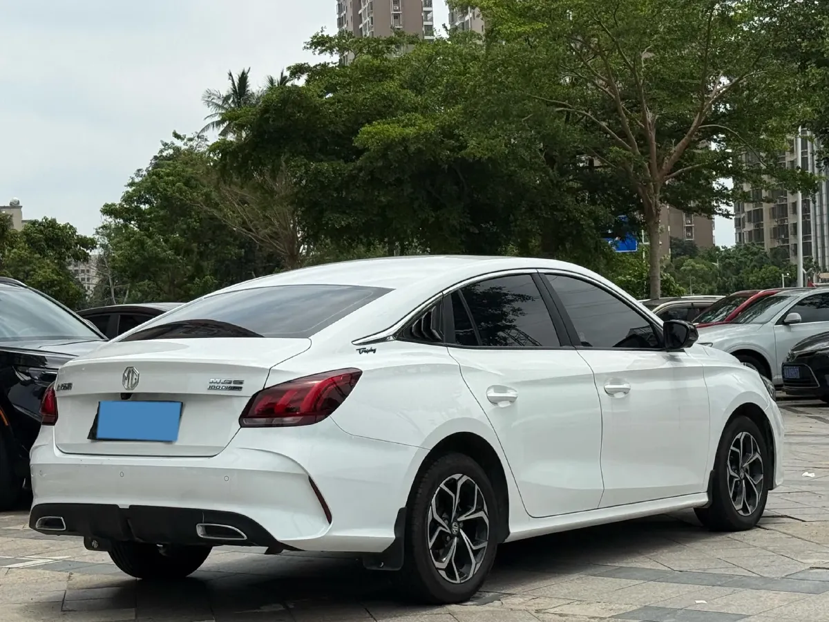 2022 MG 5 1.5L 120HP L4 CVT,autocango,china used car exporter,china ev exporter,chinese used car exporter,chinese used ev exporter