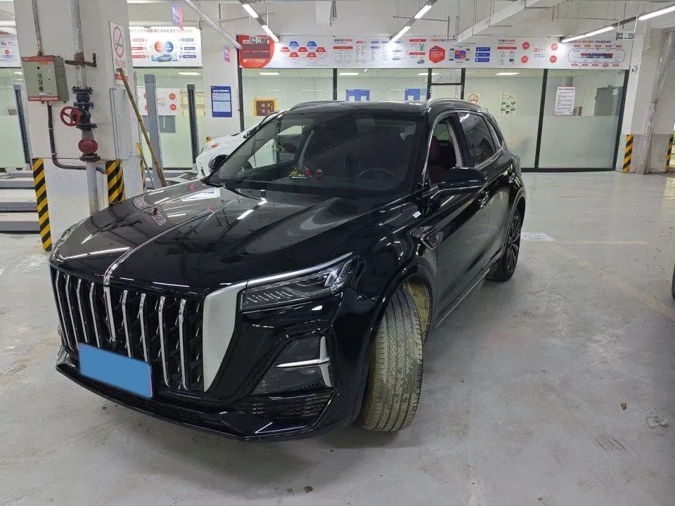 2025 HongQi HS5 2.0T 252HP L4 8AT,autocango,china used car exporter,china ev exporter,chinese used car exporter,chinese used ev exporter