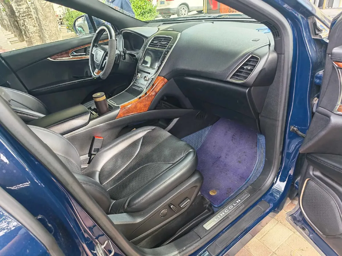 2019 Lincoln Nautilus 2.0T 235HP L4 8AT,autocango,china used car exporter,china ev exporter,chinese used car exporter,chinese used ev exporter