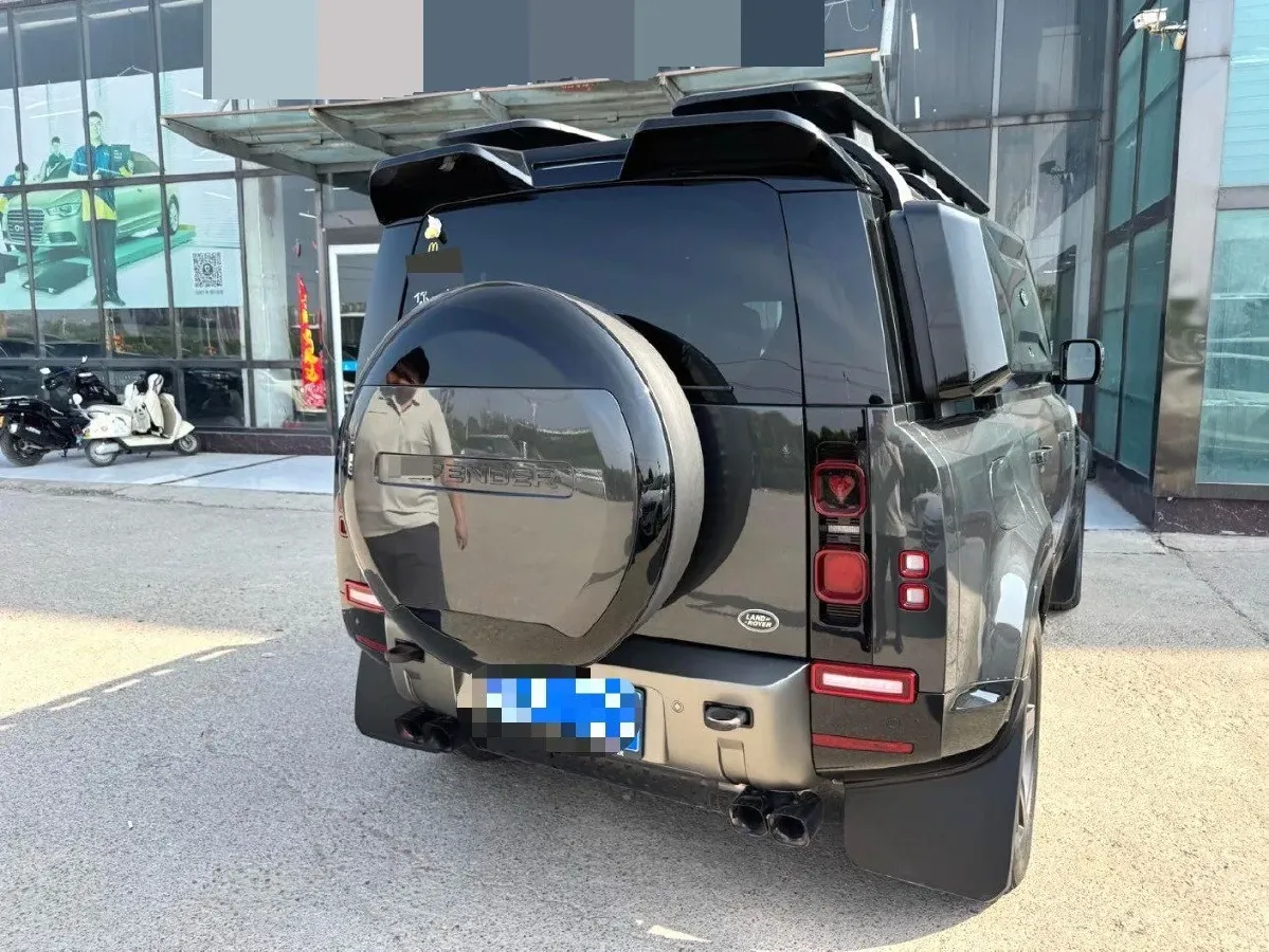 2023 Land Rover Defender 3.0T 400HP L6 8AT,autocango,china used car exporter,china ev exporter,chinese used car exporter,chinese used ev exporter
