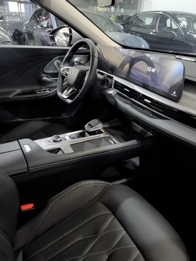 2025 Chery Arrizo 8 1.6T 197HP L4 7DCT,autocango,china used car exporter,china ev exporter,chinese used car exporter,chinese used ev exporter