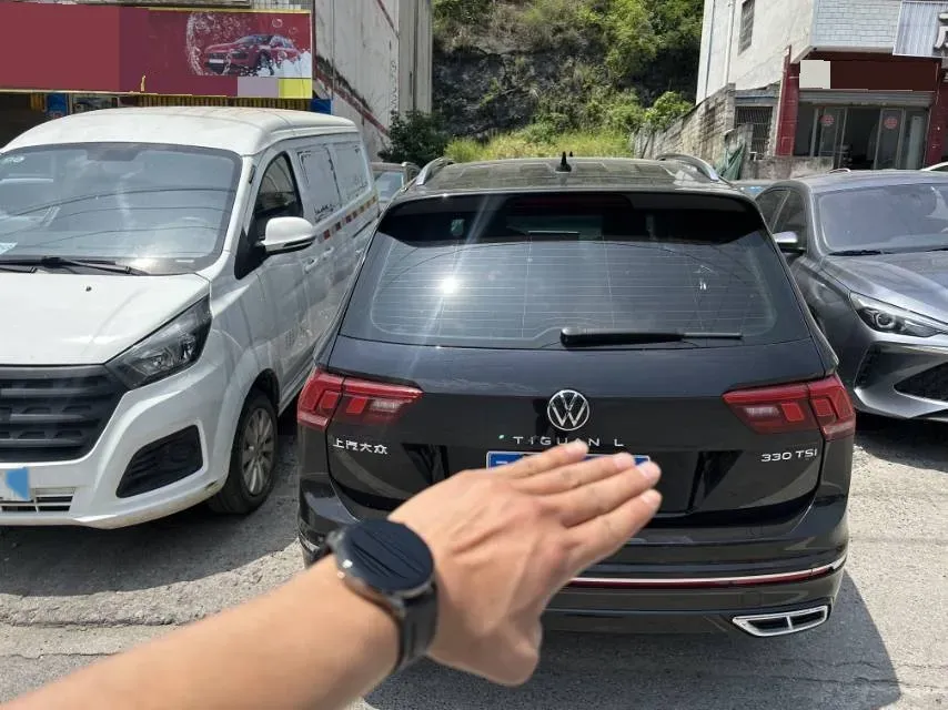 2024 Volkswagen Tiguan L 2.0T 186HP L4 7DCT,autocango,china used car exporter,china ev exporter,chinese used car exporter,chinese used ev exporter