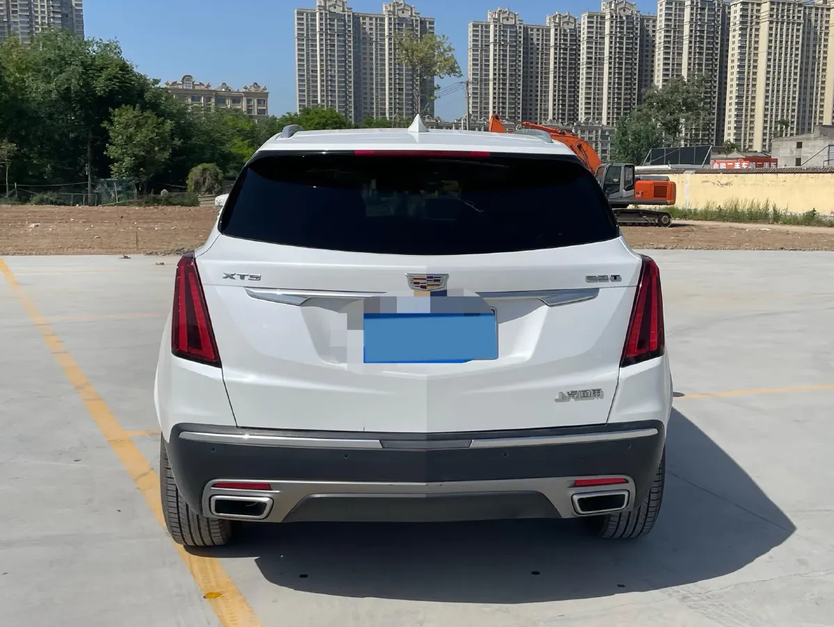 2020 Cadillac XT5 2.0T 241HP L4 9AT,autocango,china used car exporter,china ev exporter,chinese used car exporter,chinese used ev exporter