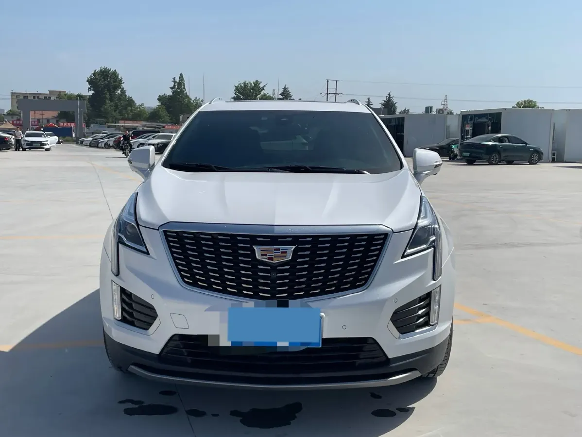 2020 Cadillac XT5 2.0T 241HP L4 9AT,autocango,china used car exporter,china ev exporter,chinese used car exporter,chinese used ev exporter