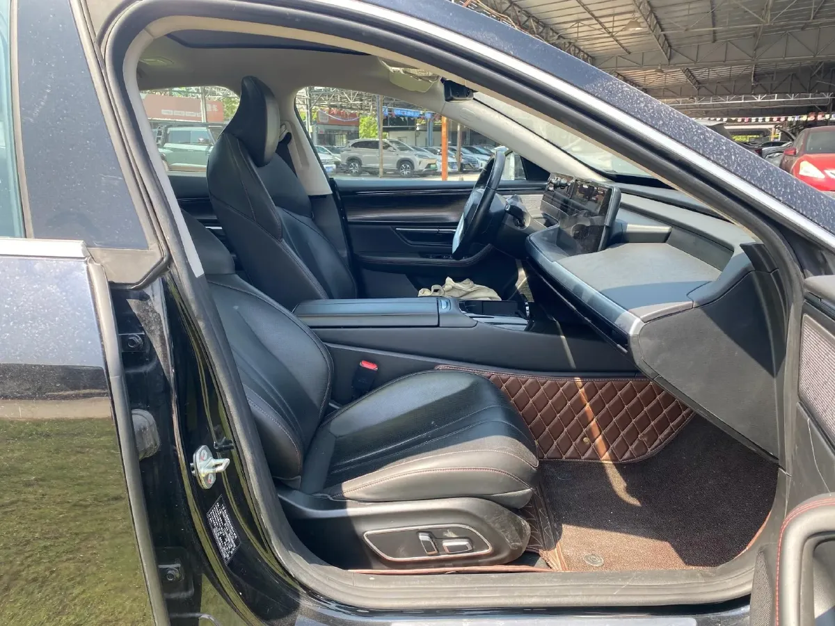 2022 Xpeng P7 BEV 83.1KWH,autocango,china used car exporter,china ev exporter,chinese used car exporter,chinese used ev exporter