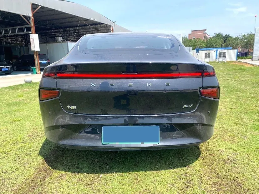 2022 Xpeng P7 BEV 83.1KWH,autocango,china used car exporter,china ev exporter,chinese used car exporter,chinese used ev exporter