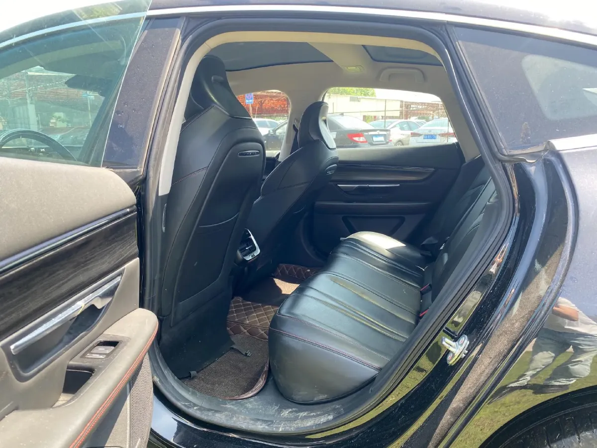 2022 Xpeng P7 BEV 83.1KWH,autocango,china used car exporter,china ev exporter,chinese used car exporter,chinese used ev exporter