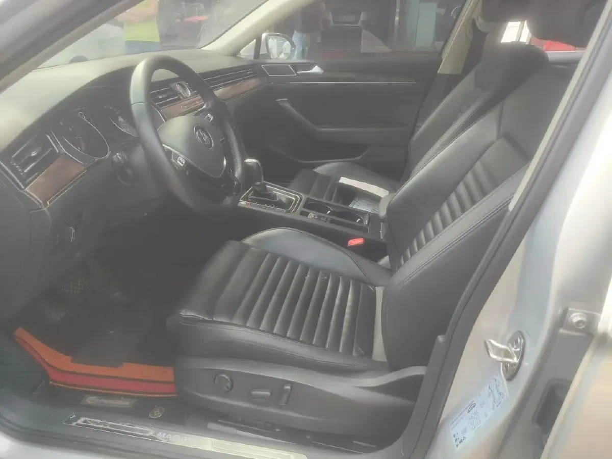 2019 Chevrolet Malibu XL 2.0T 241HP L4 9AT,autocango,china used car exporter,china ev exporter,chinese used car exporter,chinese used ev exporter