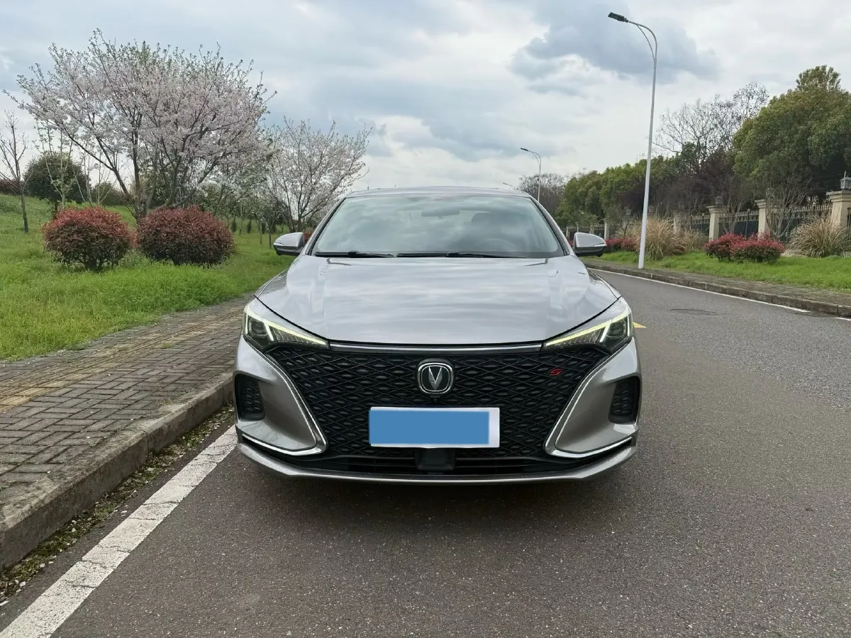 2020 ChangAn Eado 1.4T 158HP L4 7DCT,autocango,china used car exporter,china ev exporter,chinese used car exporter,chinese used ev exporter