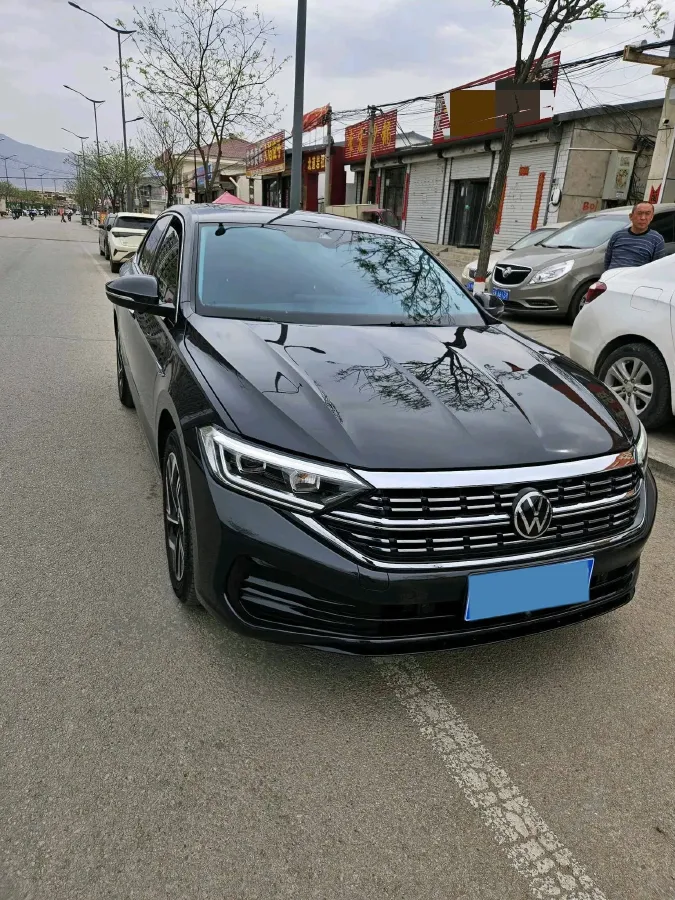 2025 Volkswagen Sagitar 1.5T 160HP L4 7DCT,autocango,china used car exporter,china ev exporter,chinese used car exporter,chinese used ev exporter
