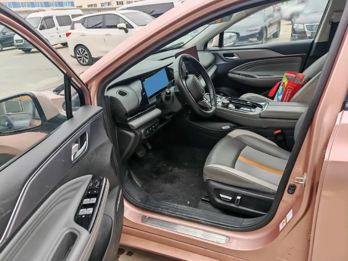 2022 ChangAn Oshan Z6 1.5T 170HP L4 6TCT PHEV 28.4KWH,autocango,china used car exporter,china ev exporter,chinese used car exporter,chinese used ev exporter