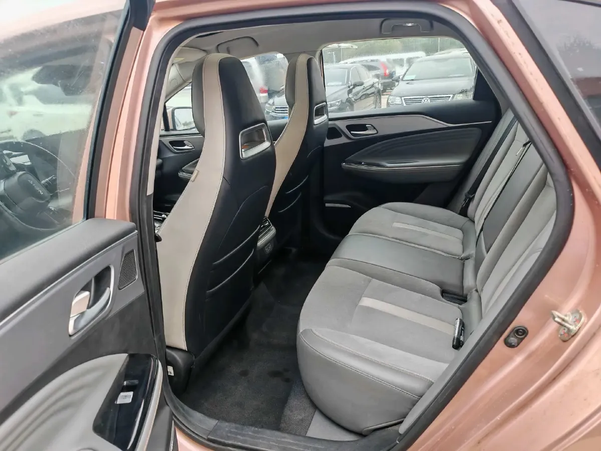 2022 ChangAn Oshan Z6 1.5T 170HP L4 6TCT PHEV 28.4KWH,autocango,china used car exporter,china ev exporter,chinese used car exporter,chinese used ev exporter