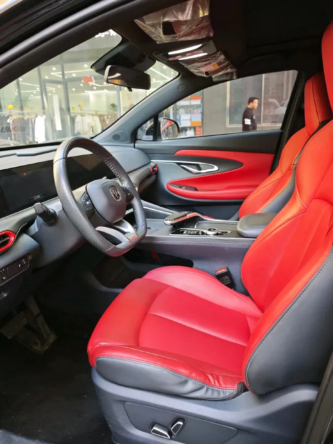 2021 ChangAn UNI-T 1.5T 180HP L4 7DCT,autocango,china used car exporter,china ev exporter,chinese used car exporter,chinese used ev exporter