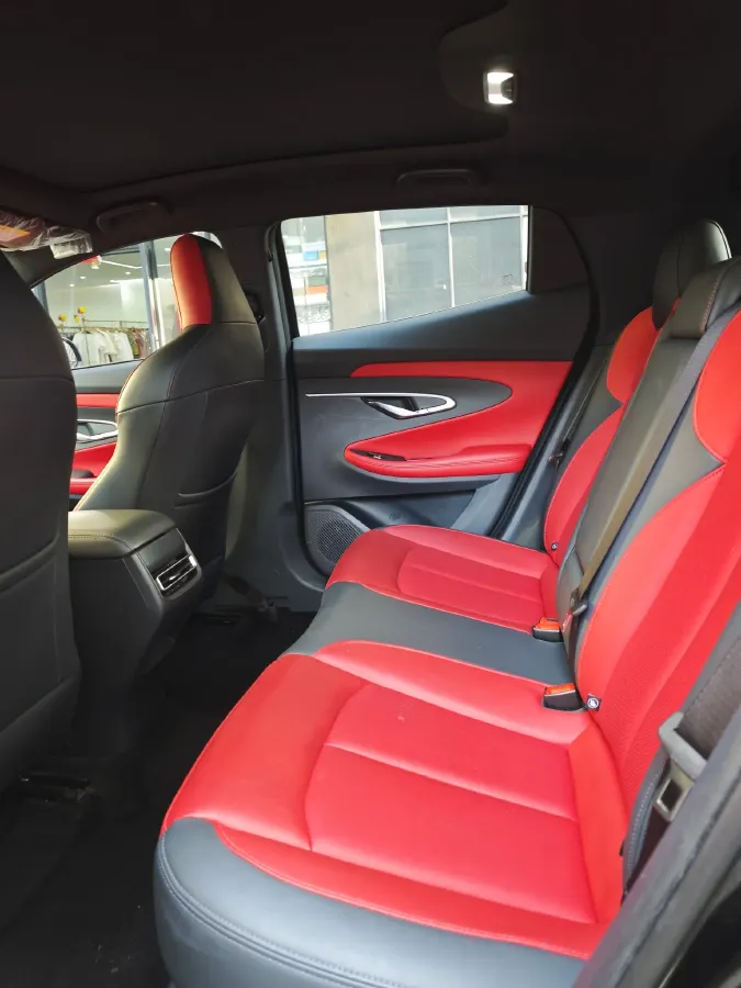 2021 ChangAn UNI-T 1.5T 180HP L4 7DCT,autocango,china used car exporter,china ev exporter,chinese used car exporter,chinese used ev exporter