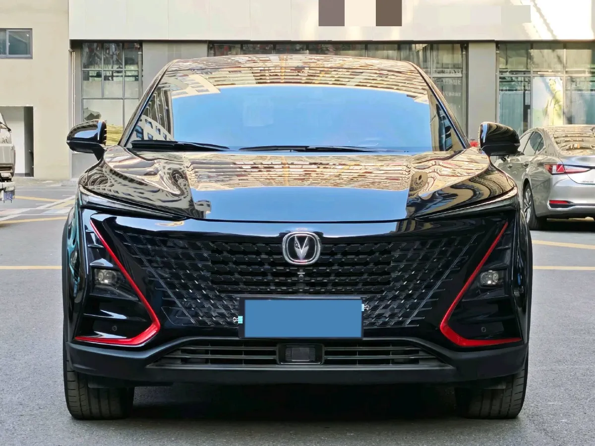 2021 ChangAn UNI-T 1.5T 180HP L4 7DCT,autocango,china used car exporter,china ev exporter,chinese used car exporter,chinese used ev exporter