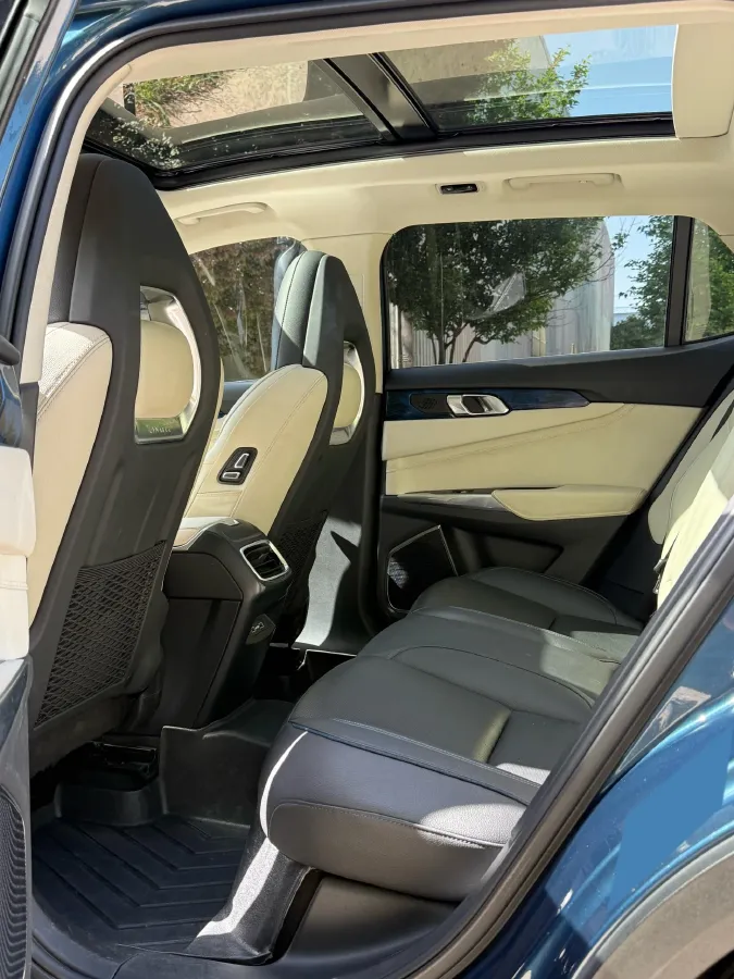 2019 LYNK&CO 01 2.0T 190HP L4 6AT,autocango,china used car exporter,china ev exporter,chinese used car exporter,chinese used ev exporter