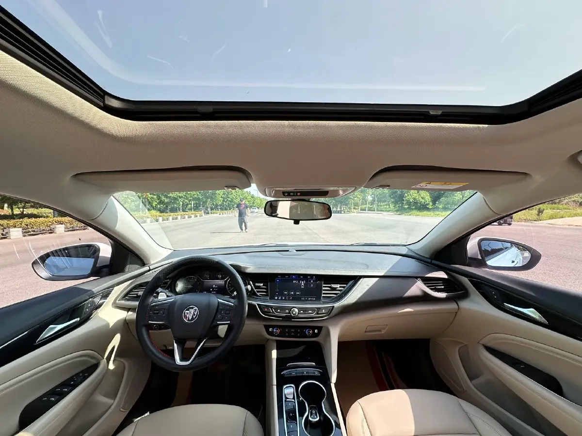 2020 Buick Regal 1.5T 169HP L4 9AT,autocango,china used car exporter,china ev exporter,chinese used car exporter,chinese used ev exporter