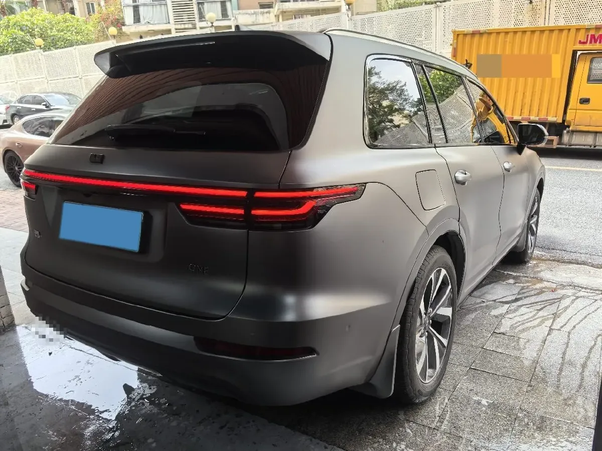 2021 Li ONE Range Extended 131HP REEV 40.5KWH,autocango,china used car exporter,china ev exporter,chinese used car exporter,chinese used ev exporter