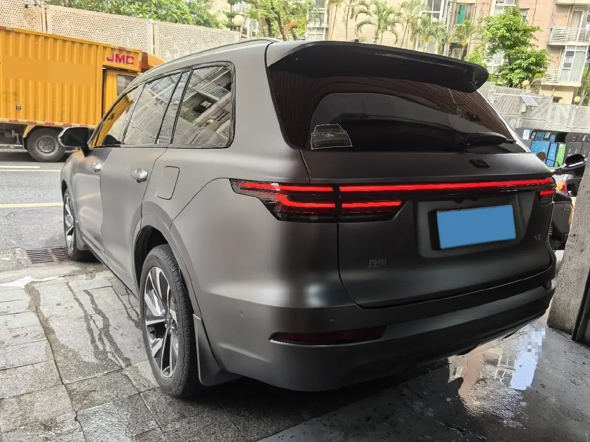 2021 Li ONE Range Extended 131HP REEV 40.5KWH,autocango,china used car exporter,china ev exporter,chinese used car exporter,chinese used ev exporter