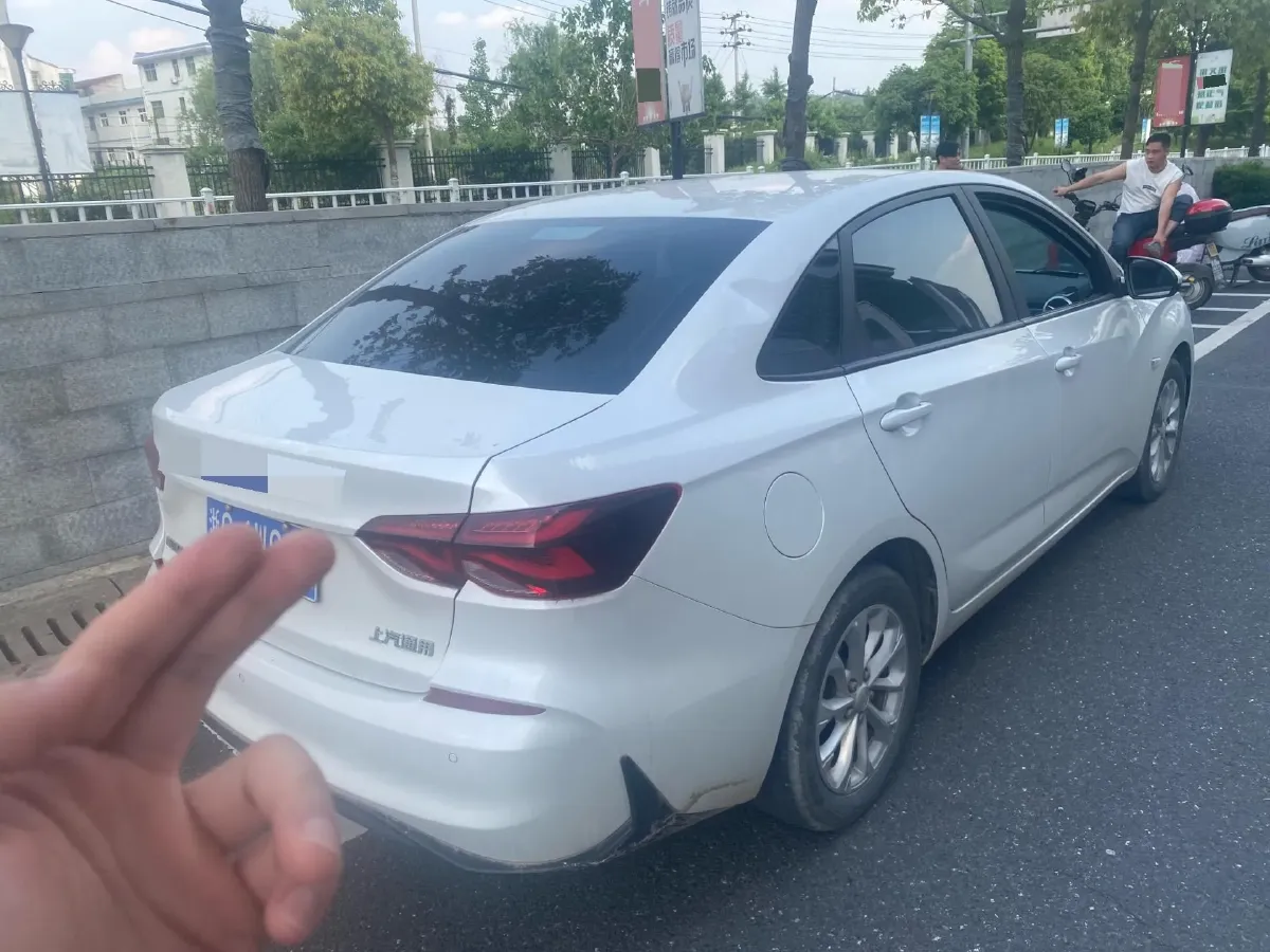 2023 Chevrolet Monza 1.5L 113HP L4 6DCT,autocango,china used car exporter,china ev exporter,chinese used car exporter,chinese used ev exporter