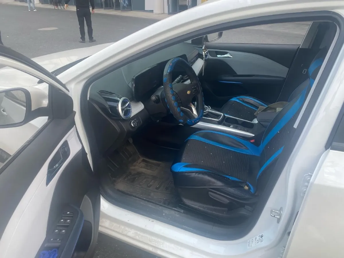 2023 Chevrolet Monza 1.5L 113HP L4 6DCT,autocango,china used car exporter,china ev exporter,chinese used car exporter,chinese used ev exporter